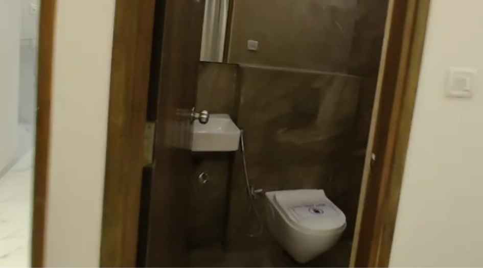 Ruparel-Premia-Bathroom